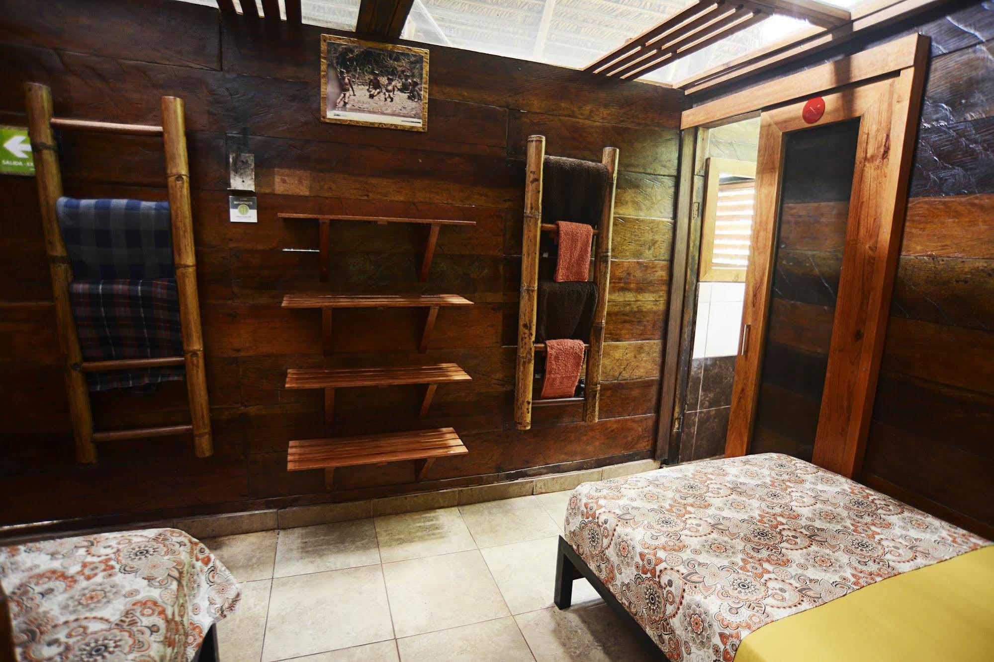 Jamu Lodge Puerto Montufar Exterior foto